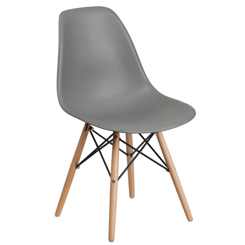 Sedia laterale in plastica stampata multicolore con gambe in legno, singola