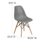 Sedia laterale in plastica stampata multicolore con gambe in legno, singola