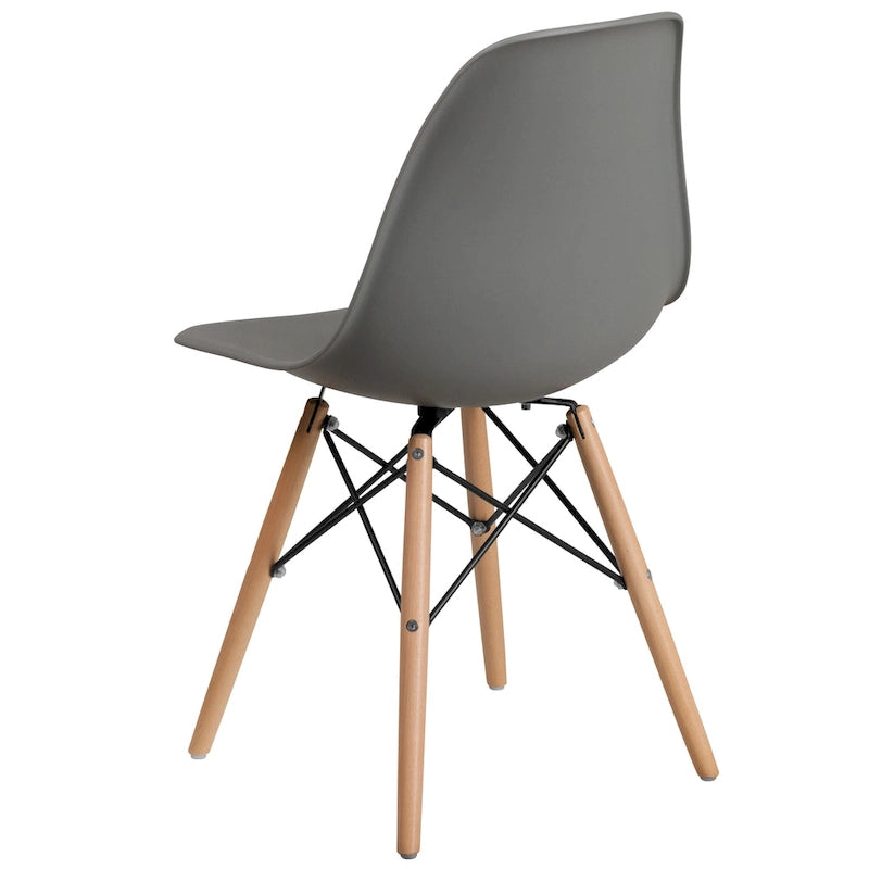Sedia laterale in plastica stampata multicolore con gambe in legno, singola